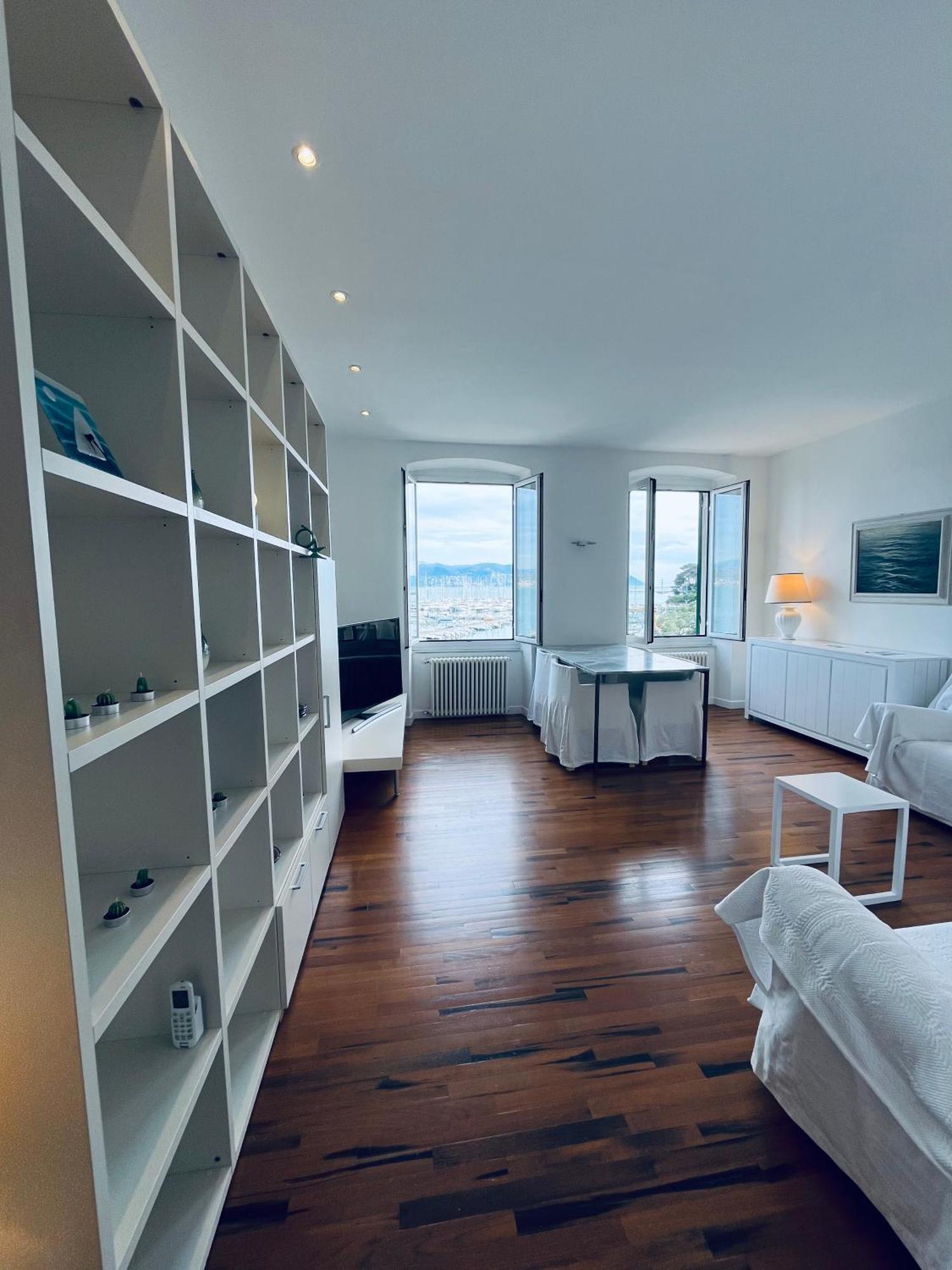 About Italy Holiday Rooms And Apartments 포르토베네레 외부 사진