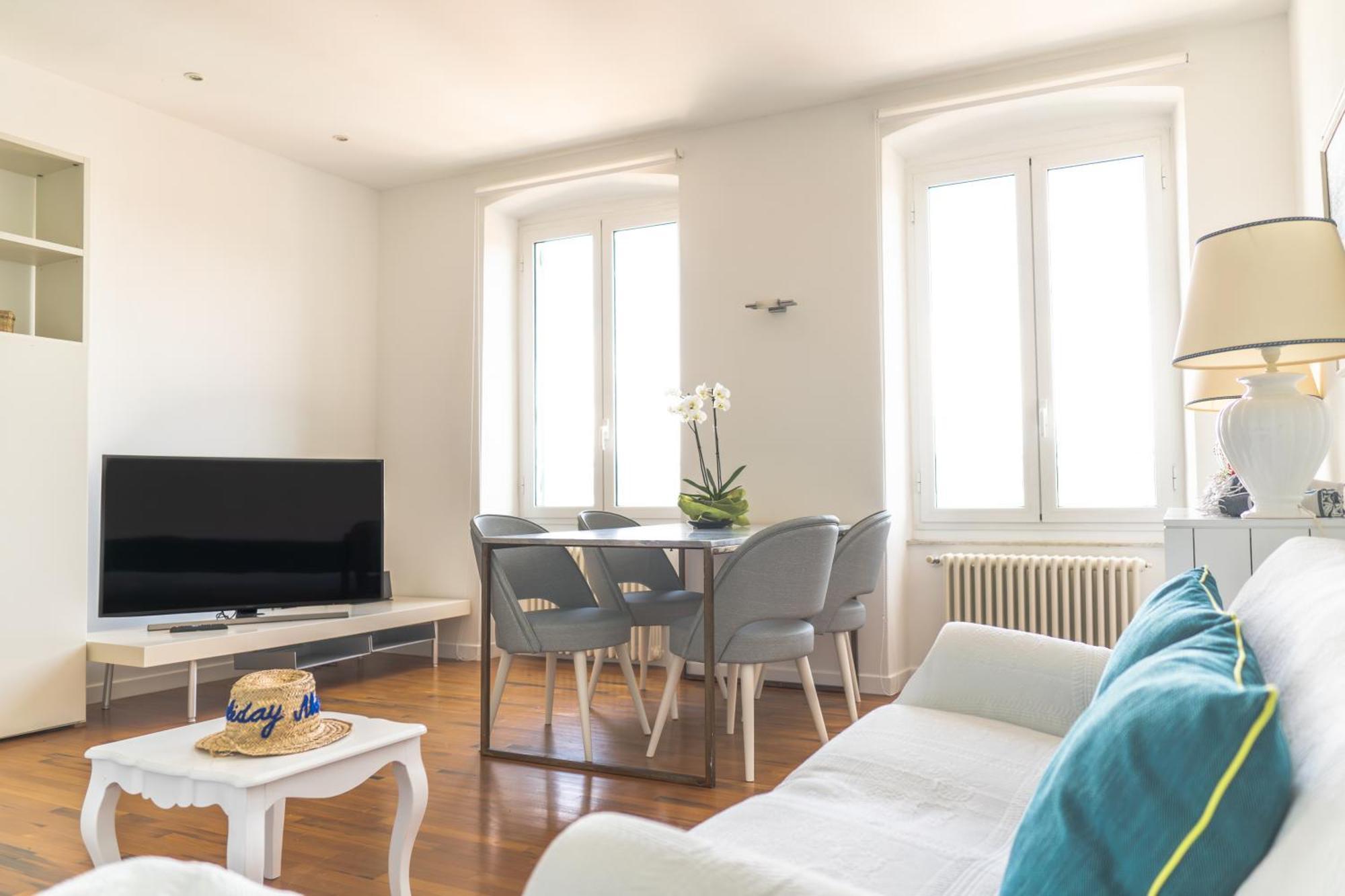 About Italy Holiday Rooms And Apartments 포르토베네레 외부 사진
